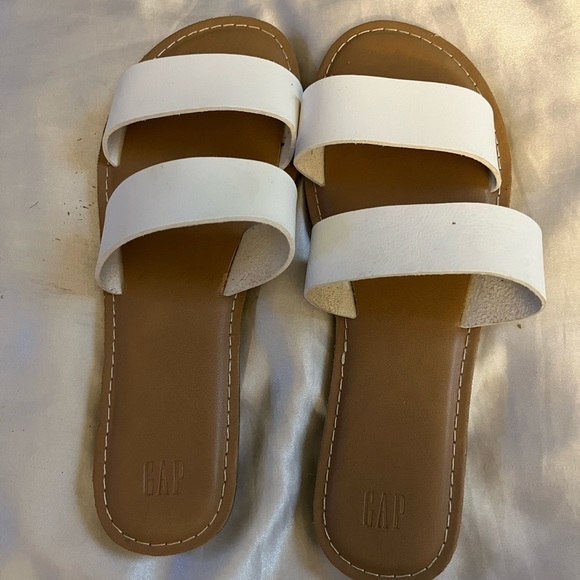 Gap 2 Strap Pleather Sandals - Picture 3 of 6